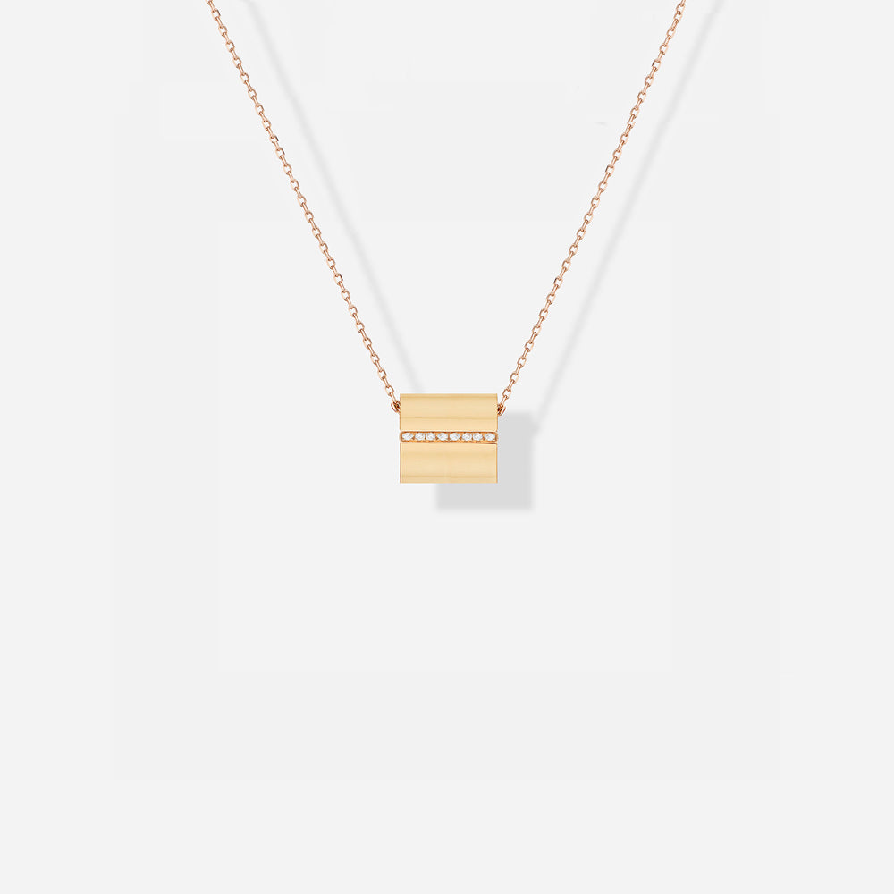 MONUMENT PENDANT