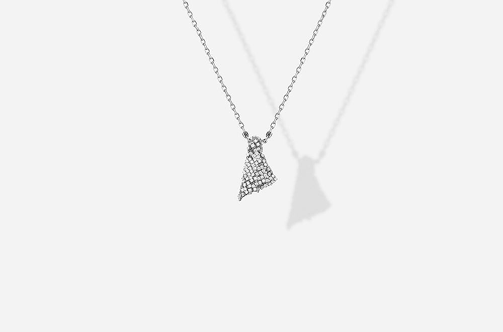 FLUID PENDANT / White Gold