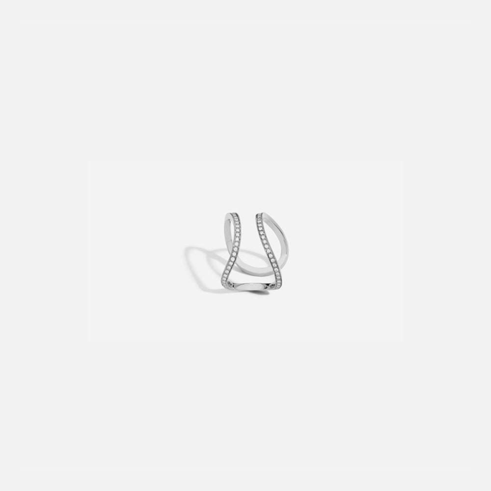 SERPENTINE RING