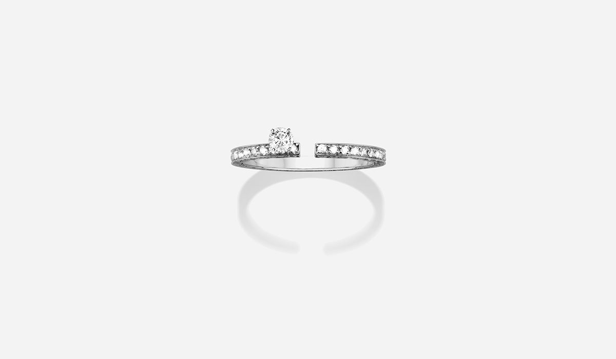 ENGAGEMENT RING